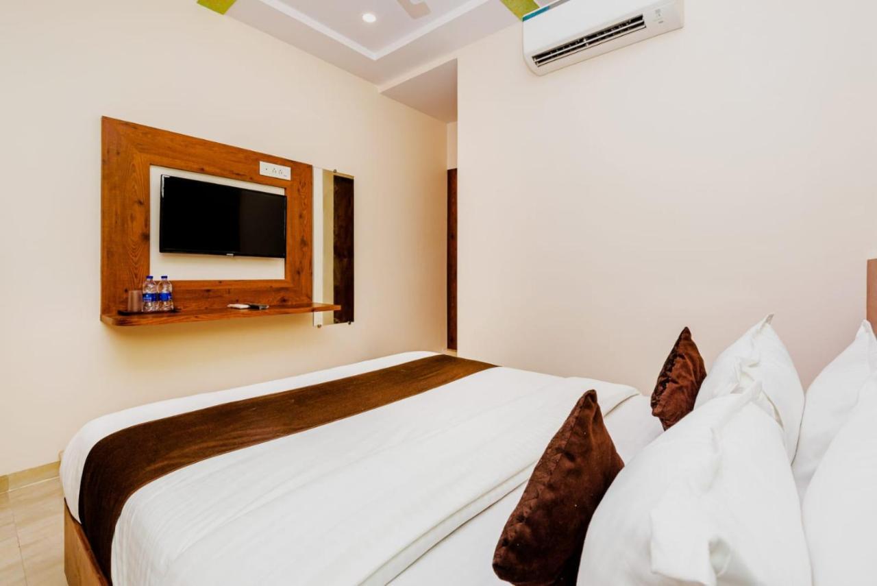 Hotel Raheja Residency, Mumbai